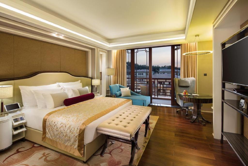 Grand Bay Hotel Beijing Xiaotangzhuang Exterior foto